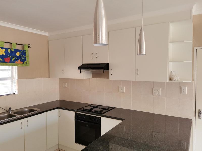 To Let 2 Bedroom Property for Rent in Vredekloof Western Cape